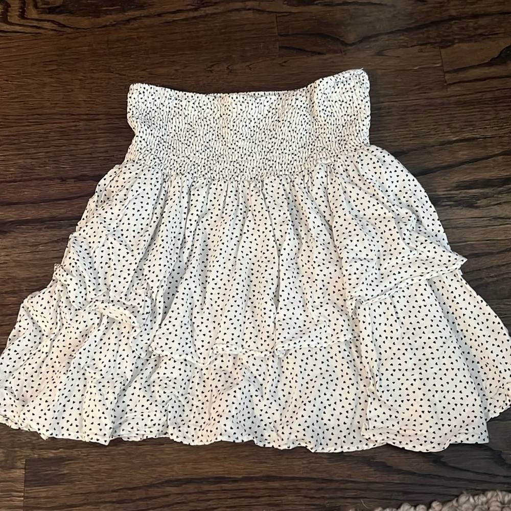 Princess Polly skirt with tiny hearts